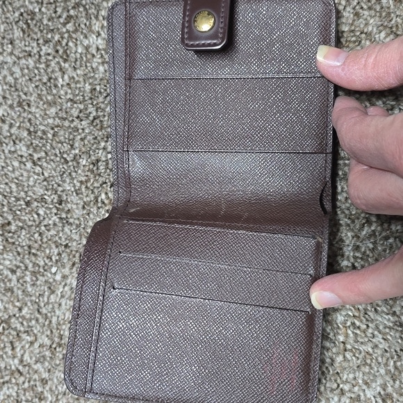 LOUIS VUITTON VINTG 2006 DAMIER EBENE COMPACT ZIP/BI-FOLD WALLET VERY GOOD COND - Picture 2 of 7